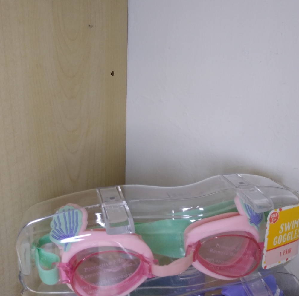Kids Goggles Pink Seashells